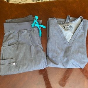 Graphite figs scrubs